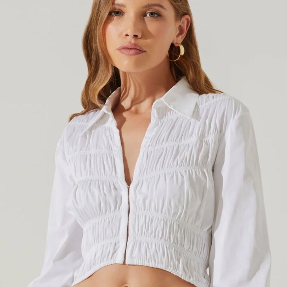 Astr the label Hartlen Collared Smocked Long Sleeve Top